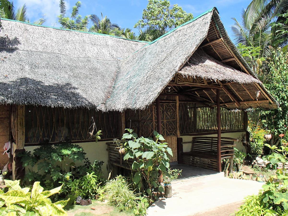 Kahamut-An Beach And Cottages Puerto Princesa Exterior foto