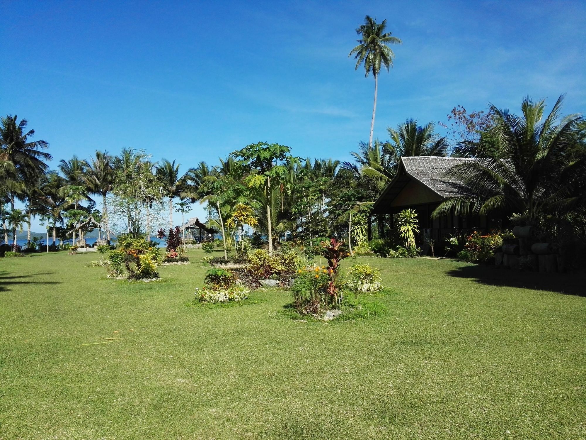 Kahamut-An Beach And Cottages Puerto Princesa Exterior foto
